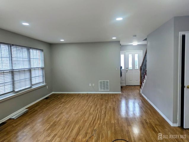 259 Retta Court, Piscataway, NJ 08854