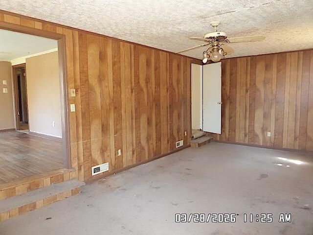 80 Green Meadow LN, Rocky Mount, VA 24151