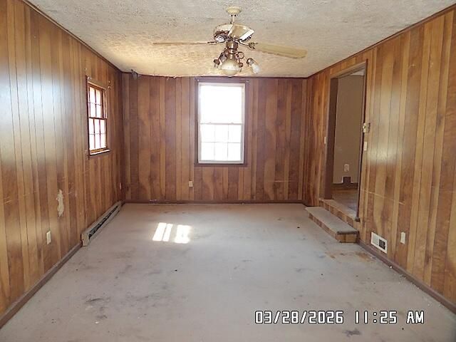 80 Green Meadow LN, Rocky Mount, VA 24151
