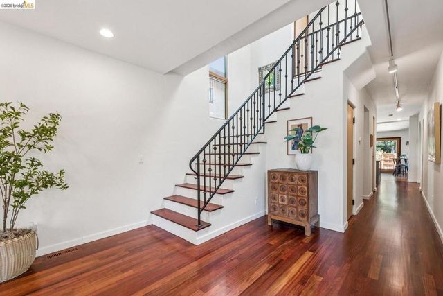 2431 Mckinley AVE, Berkeley, CA 94703