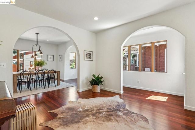 2431 Mckinley AVE, Berkeley, CA 94703