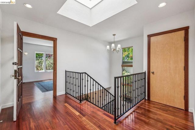 2431 Mckinley AVE, Berkeley, CA 94703