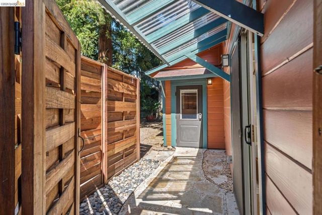 2431 Mckinley AVE, Berkeley, CA 94703