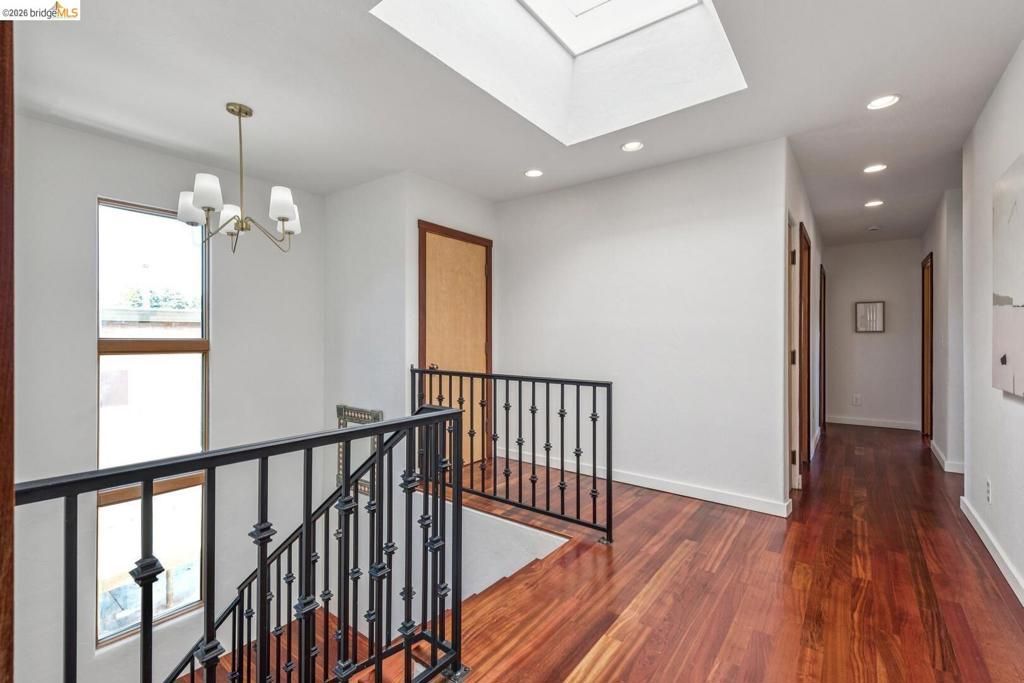 Image 41 of property listing at 2431 Mckinley AVE, Berkeley, CA 94703