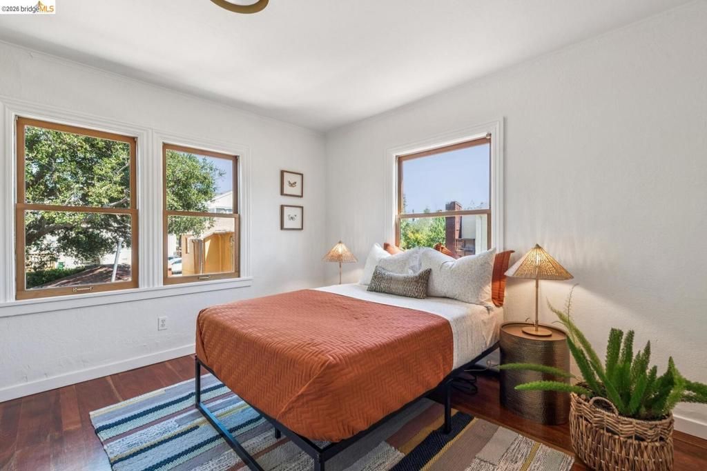 Image 45 of property listing at 2431 Mckinley AVE, Berkeley, CA 94703