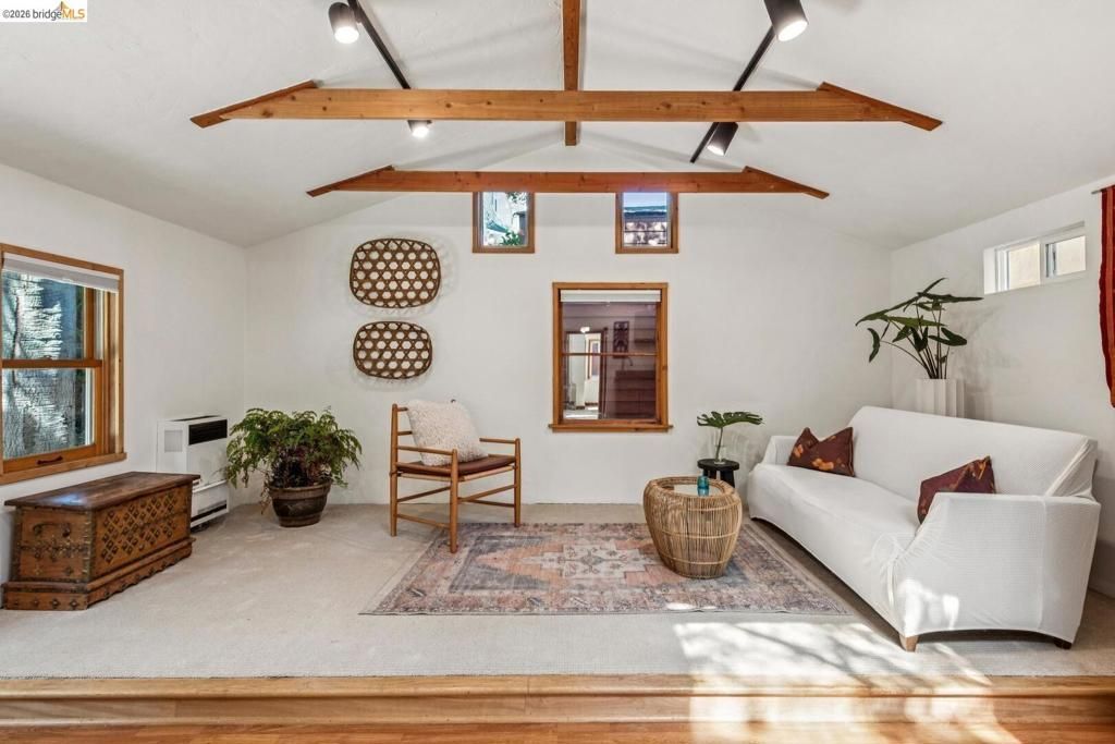 Image 57 of property listing at 2431 Mckinley AVE, Berkeley, CA 94703