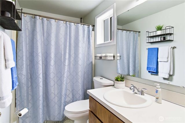 7508 110th E, Puyallup, WA 98373