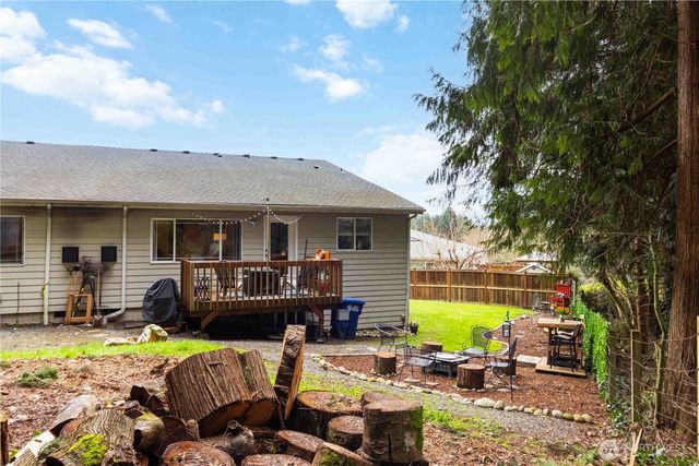 7508 110th E, Puyallup, WA 98373