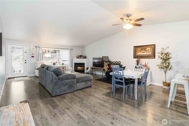 7508 110th E, Puyallup, WA 98373