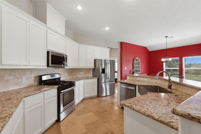 8295 County Rd 179, Richards, TX 77873