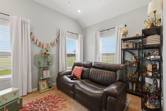 8295 County Rd 179, Richards, TX 77873
