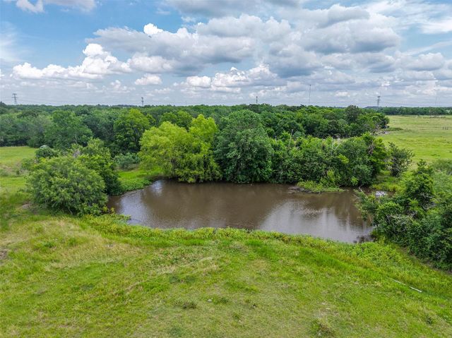 8295 County Rd 179, Richards, TX 77873