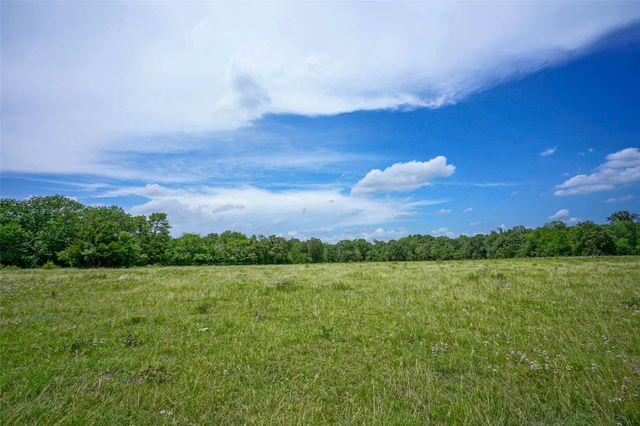8295 County Rd 179, Richards, TX 77873