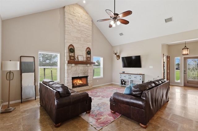 8295 County Rd 179, Richards, TX 77873