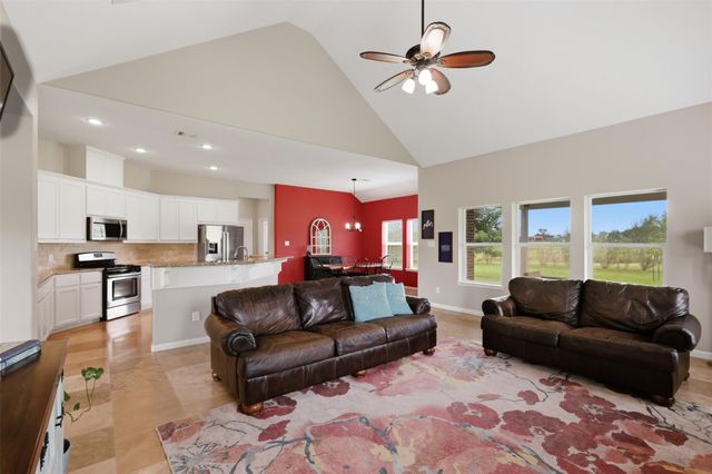 8295 County Rd 179, Richards, TX 77873