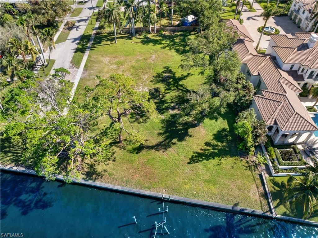 1212 Coconut DR, FORT MYERS, FL 33901 — photo 3