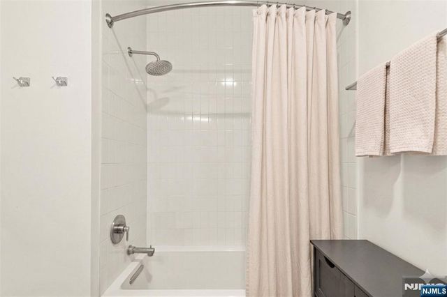 386 5th Street 302-A, Jersey City, NJ 07302