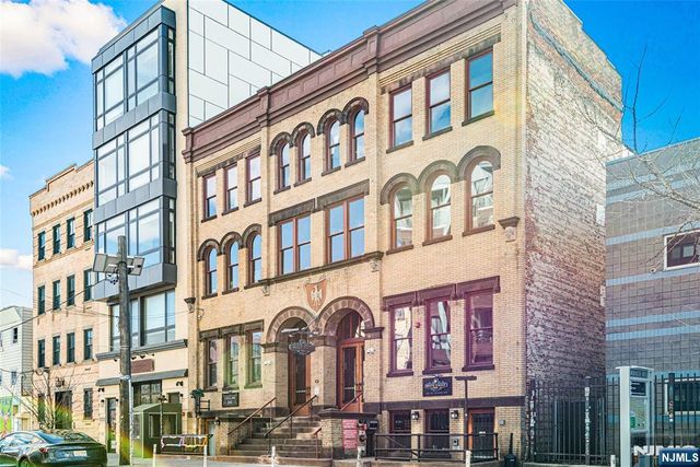 386 5th Street 302-A, Jersey City, NJ 07302