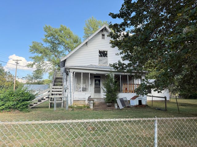 1109 N Central Avenue, Monett, MO 65708