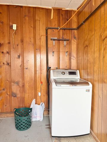 1109 N Central Avenue, Monett, MO 65708