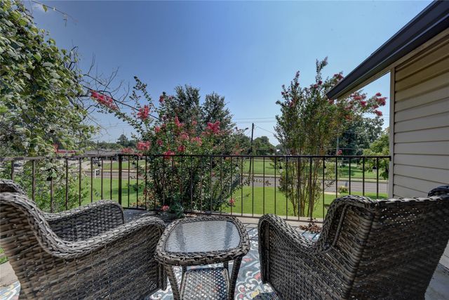 706 S Market Street, Brenham, TX 77833