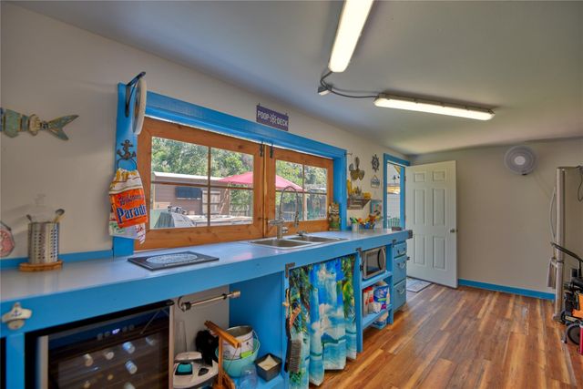 706 S Market Street, Brenham, TX 77833