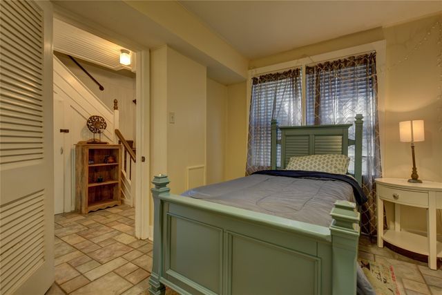 706 S Market Street, Brenham, TX 77833