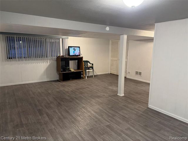 1263 Flamingo Drive, Mount Morris, MI 48458