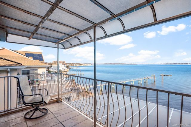 822 Dean Avenue, Bronx, NY 10465