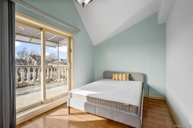 822 Dean Avenue, Bronx, NY 10465