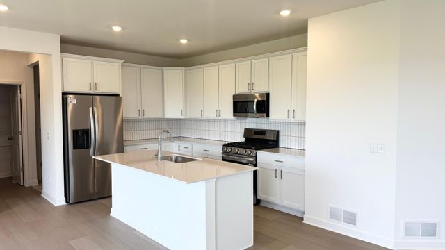 2397 Rock Elm Road, Shakopee, MN 55379