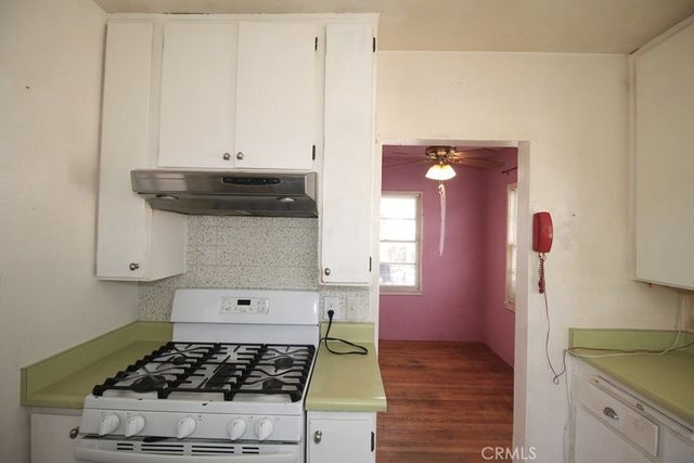 100 E Desert View, Barstow, CA 92311
