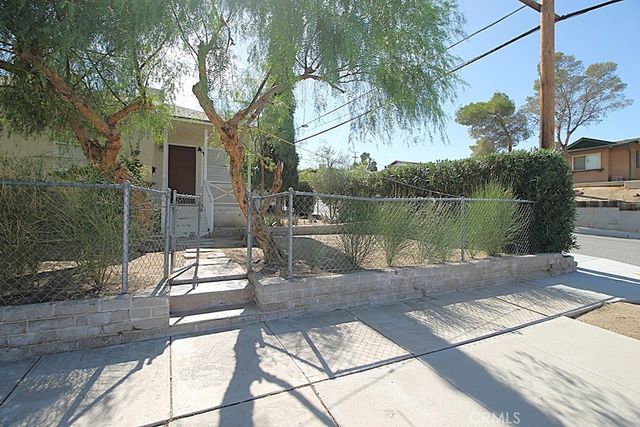 100 E Desert View, Barstow, CA 92311