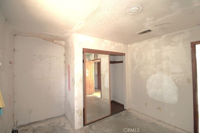 100 E Desert View, Barstow, CA 92311