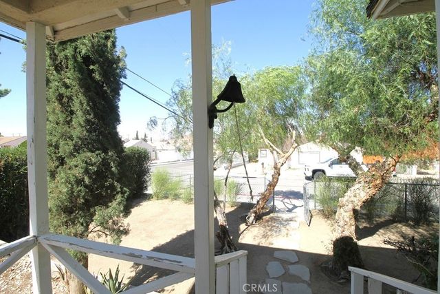 100 E Desert View, Barstow, CA 92311