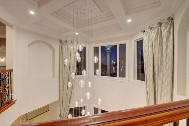 1320 S Lakeside Dr, Lake Worth Beach, FL 33460