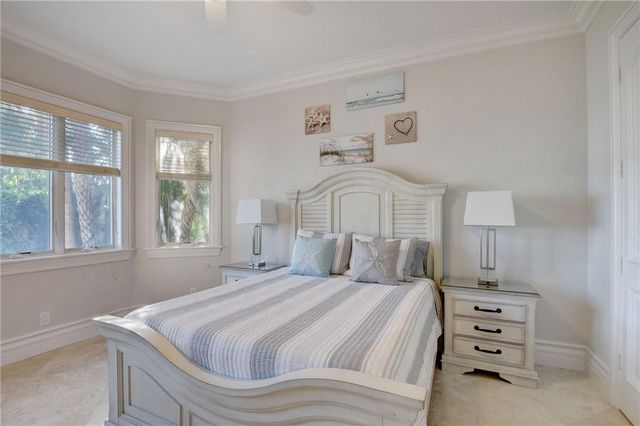 1320 S Lakeside Dr, Lake Worth Beach, FL 33460