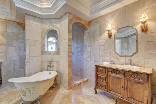 1320 S Lakeside Dr, Lake Worth Beach, FL 33460