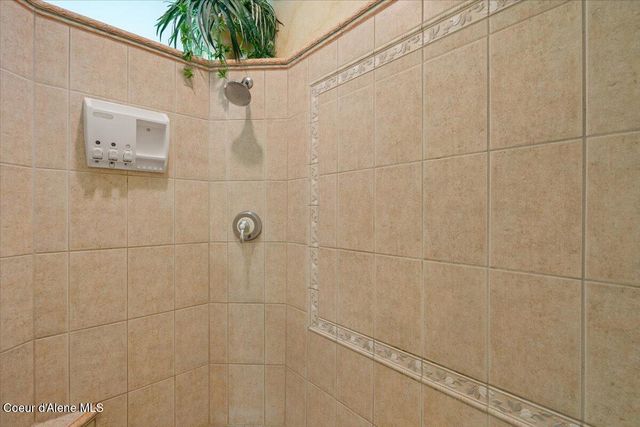 24222 E PINEHURST LN, Liberty Lake, WA 99019