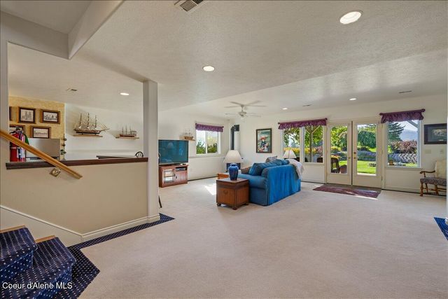 24222 E PINEHURST LN, Liberty Lake, WA 99019