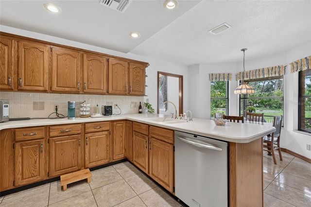 15240 SHADY LANE, Tavares, FL 32778