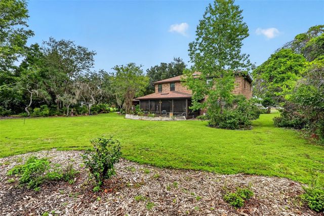 15240 SHADY LANE, Tavares, FL 32778
