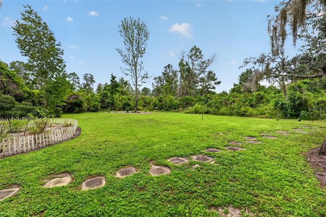 15240 SHADY LANE, Tavares, FL 32778