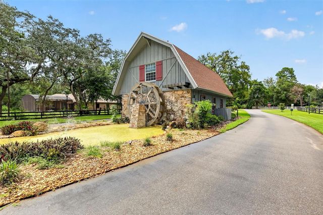 15240 SHADY LANE, Tavares, FL 32778