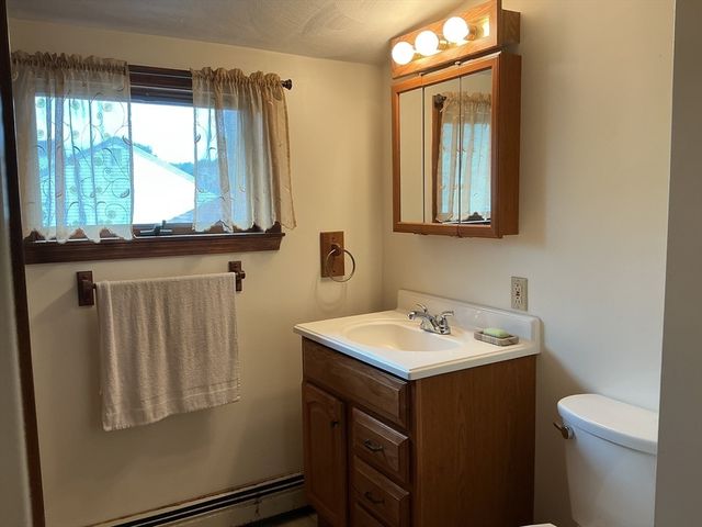 53 Melvin St 1, Wakefield, MA 01880