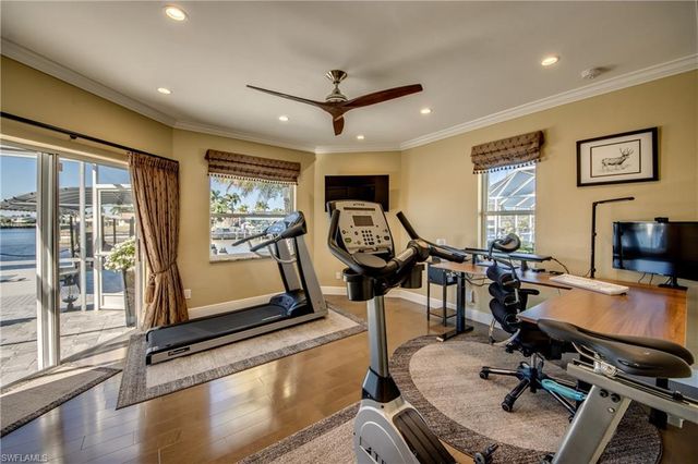 3306 SE 22nd AVE, Cape Coral, FL 33904