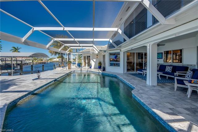 3306 SE 22nd AVE, Cape Coral, FL 33904