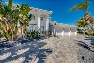 3306 SE 22nd AVE, Cape Coral, FL 33904