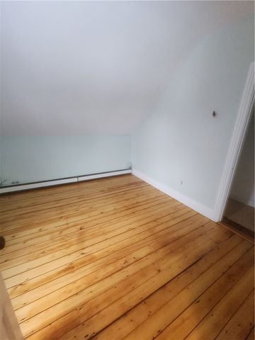 18 Amy Street, Providence, RI 02906