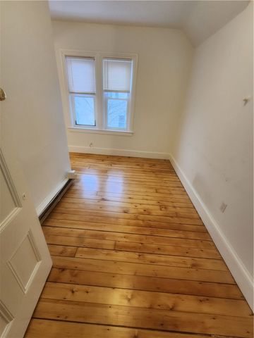 18 Amy Street, Providence, RI 02906